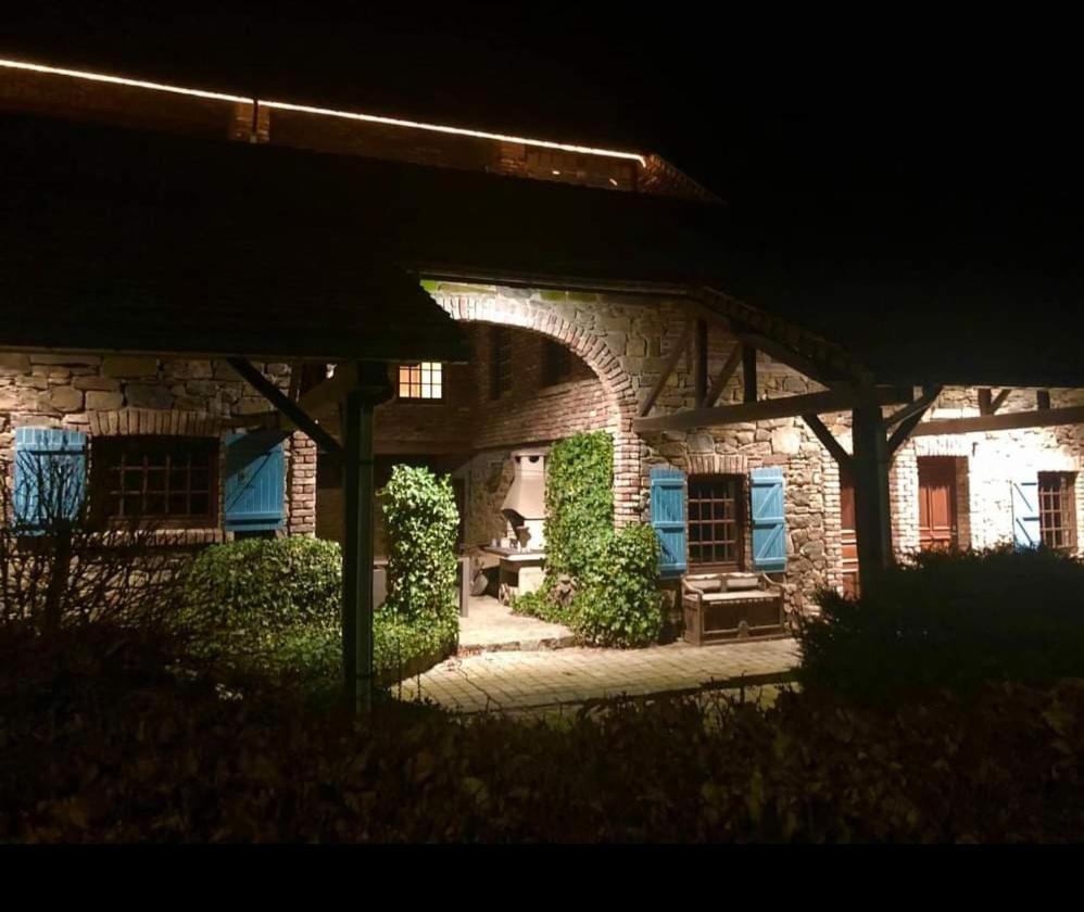 Le Teli Du Loup Dans La Taniere D'Armand Villa Stavelot Exteriör bild