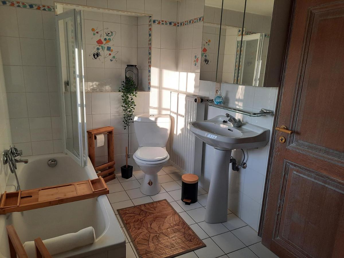 Le Teli Du Loup Dans La Taniere D'Armand Villa Stavelot Exteriör bild